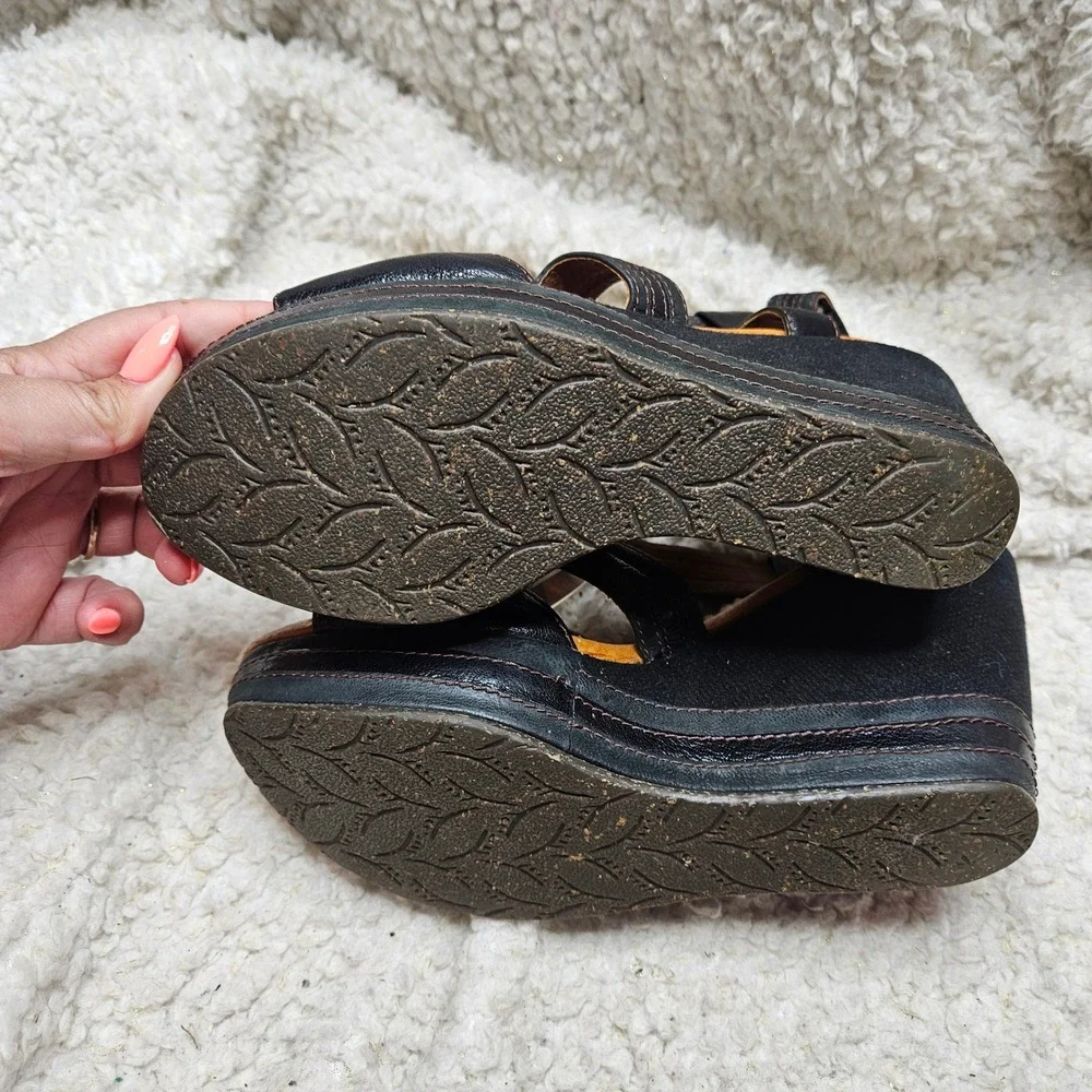 Naya Elise Black Leather Wedge Platform Sandals‎ size 9 Wide